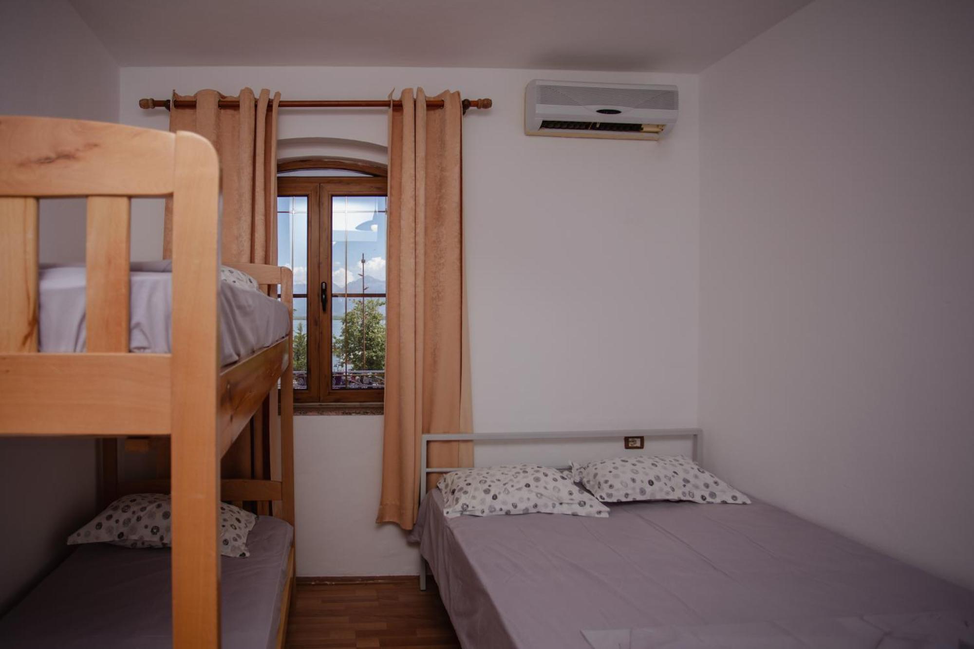 Široka Hotel Shkodra Lake المظهر الخارجي الصورة