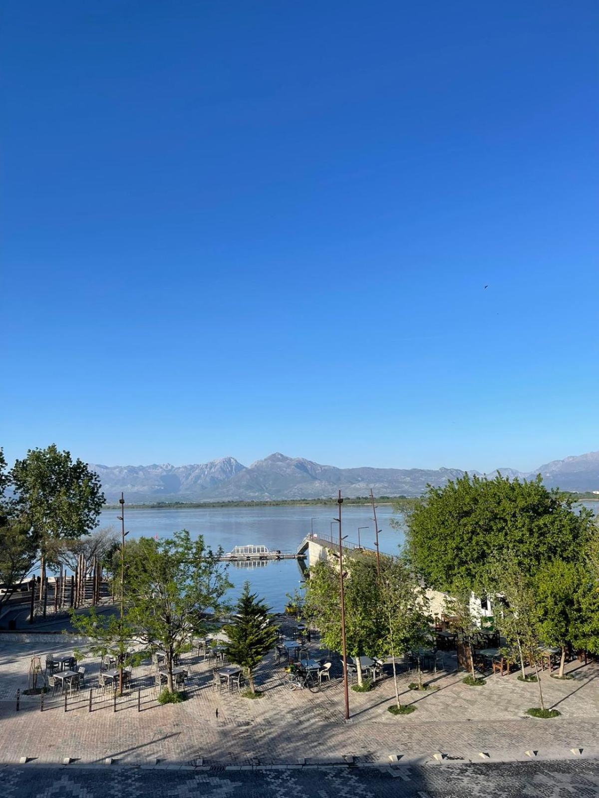 Široka Hotel Shkodra Lake المظهر الخارجي الصورة